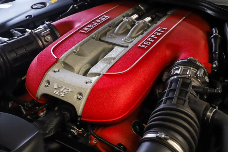 
								2021 Ferrari 812 Superfast full									