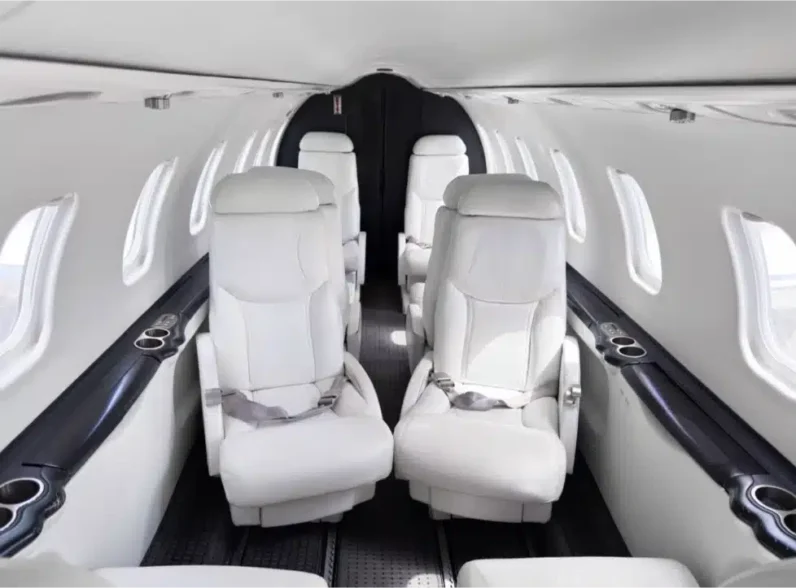 
								Learjet 45 full									