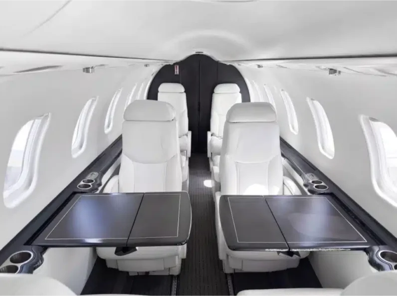 
								Learjet 45 full									