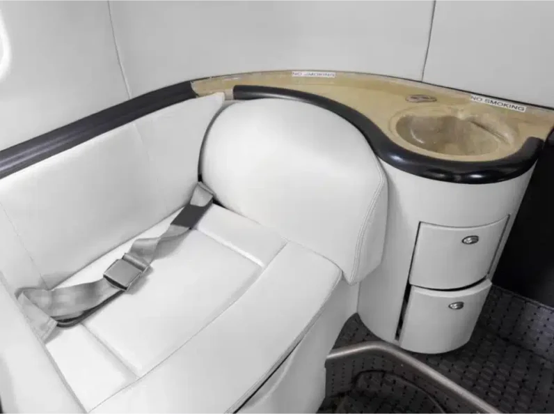 
								Learjet 45 full									