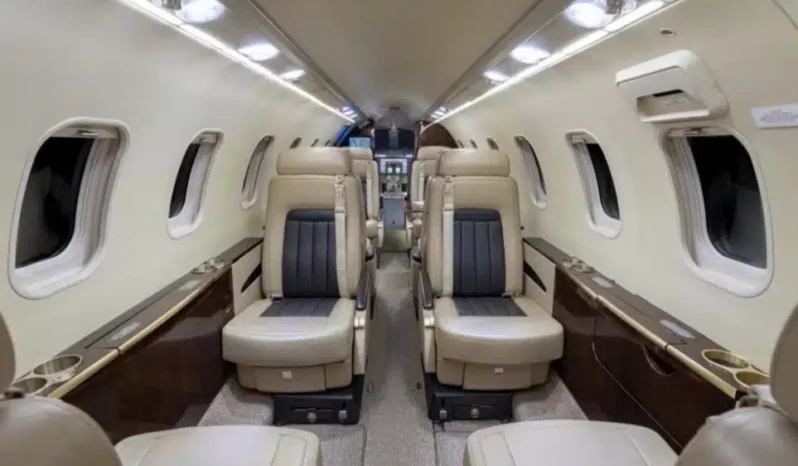 
								Learjet 45 full									
