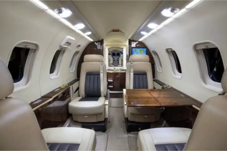 
								Learjet 45 full									