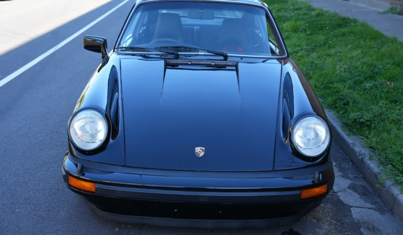 
								1976 Porsche 911 Carrera 3.0 full									