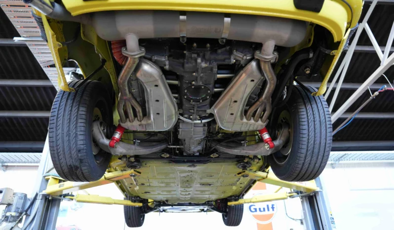
								1977 Porsche 911 S full									