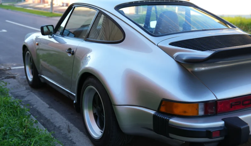 
								1977 Porsche 930 Turbo full									